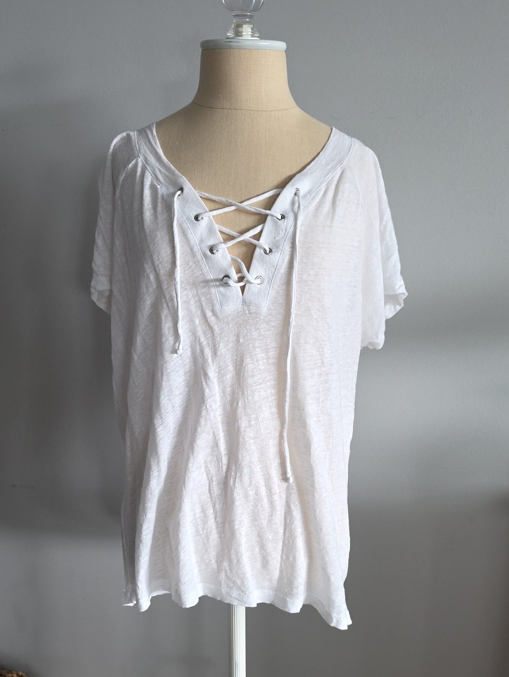Monrow 100% Linen V-Neck Women's Top